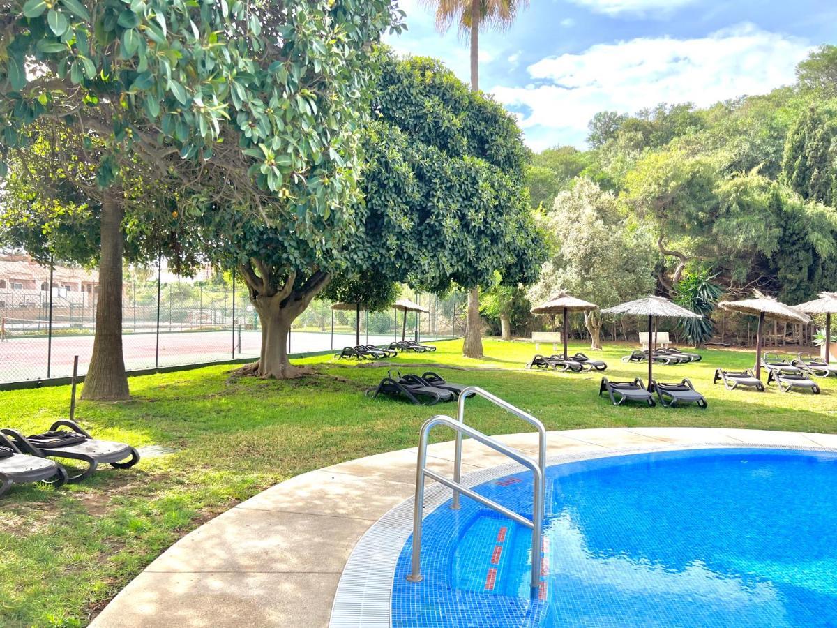 Fabulous Vacation In A 2 Bedroom Townhouse With 2 Terraces Overlooking The Sea, Suitable For 6 People 3 Swimming Pools Tennis And 200 Mts From The Sea El Faro Exterior photo